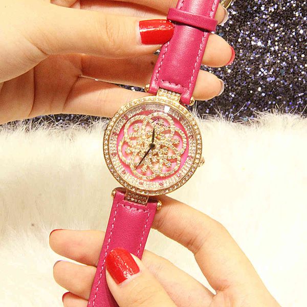 

watch fashion women's is in a era, Slivery;brown