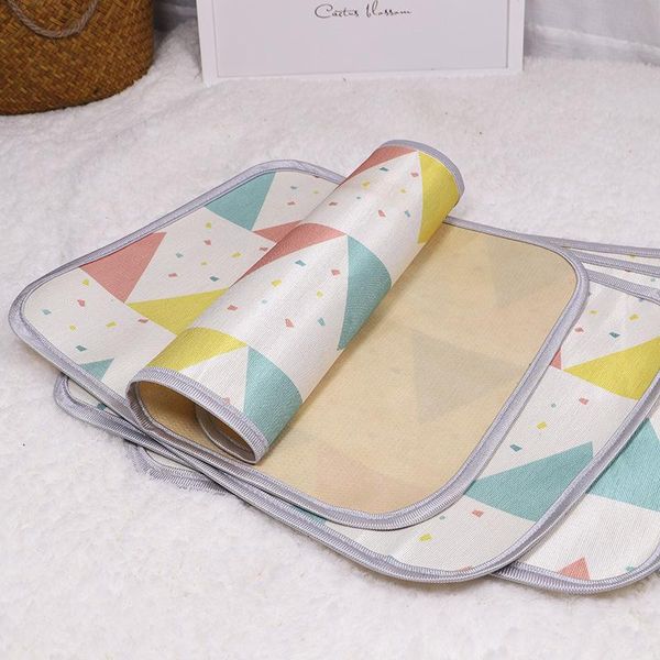 

kennels & pens breathable mat pet bed summer cooling for dog cat sleeping self mattress portable pad ice cushion accessorie