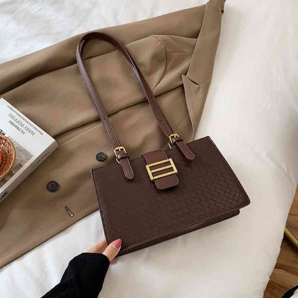 

korean fashion bag women's in autumn and winter 2021, Black;red