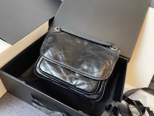 

luxury oblique satchel oil wax cowhide bag fresh dye-in-the-wood wrapped bags wheat is silver bronze high-end handbag