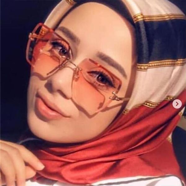 

gradient red sunglasses women square glasses fashion brand designer clear shades orange rimless oculos, White;black