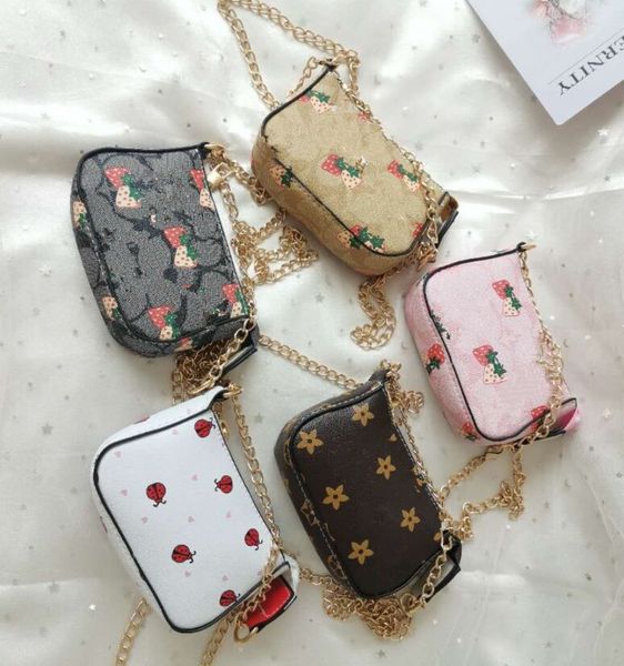 

children strawberry handbag fashion princess handbags cross body bag little girl chain bucket bags, Black