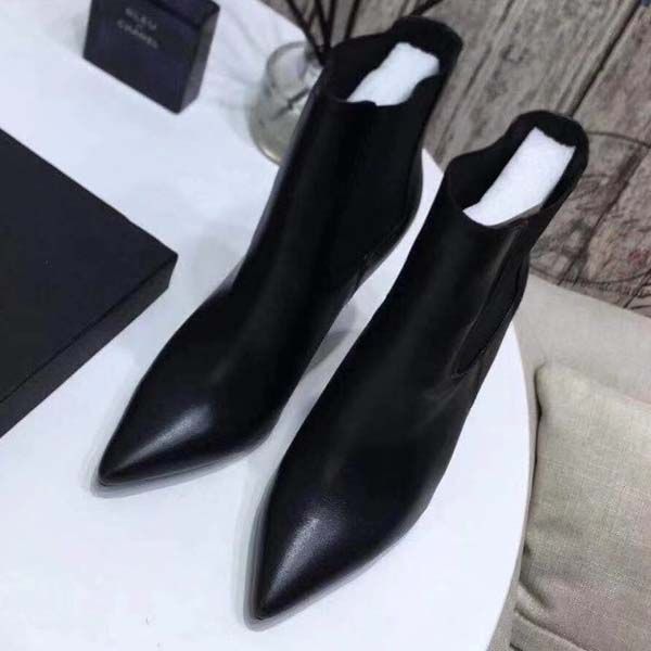 

2021 new fashion womens high heel boot metal letter heel real leather boot autumn winter short boot martin boots with box size34-41, Black
