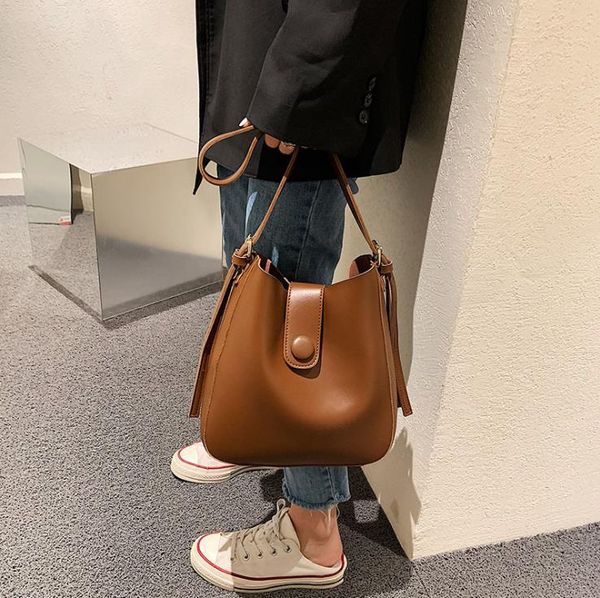 

shoulder bags female handbag simple large capacity one-shoulder messenger bag