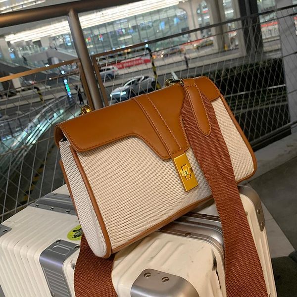 

shoulder bags niche design retro female bag 2021 fashion messenger square width: 23cm