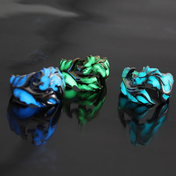 

cluster rings retro men's punk creative ring flying dragon domineering luminous halloween charm personality jewelry, Golden;silver