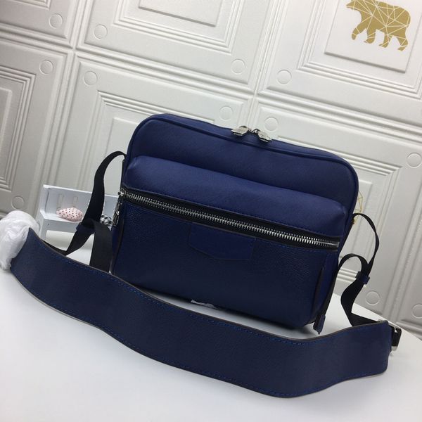 

2021 new designer bag 0233 men's messenger bags spring fashion show functional and practical shoulder bags wallets