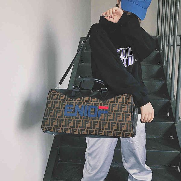 

2022 factory wholesale handbag fashion short distance light men's and women's business travel bag