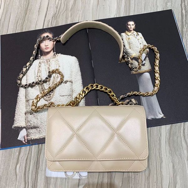 

19cm goat skin leather crossbody bags three colors chain handbag