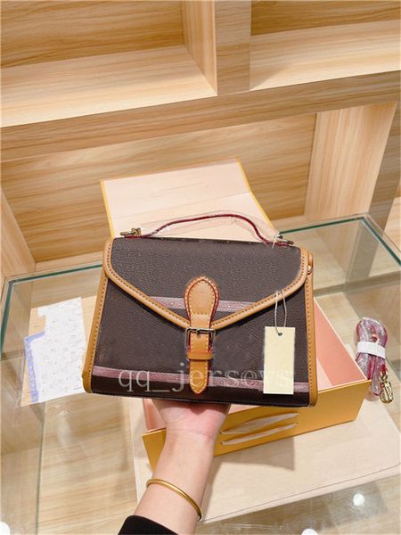 

graffiti messenger bag large-capacity one-shoulder cross-body presbyopia large bag net red same style casual backpack texture