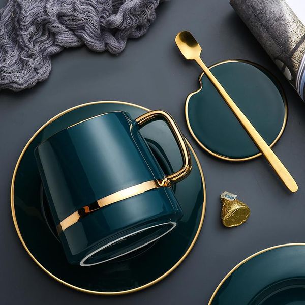 

cups & saucers creative porcelain coffee set personality art luxury golden spoon portable with lid vaso cafe gifts bc60bd