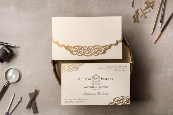 

greeting cards 50pcs laser cut wedding invitation card 2022 season