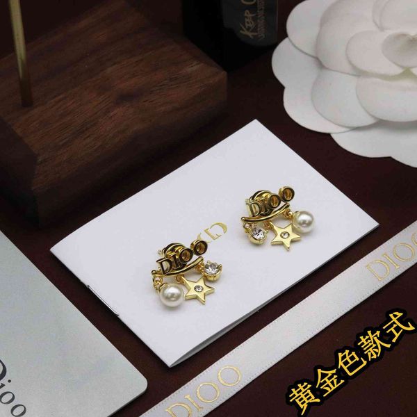 

2021 newd family tassel pearl cd letter earrings-wholesale, Golden