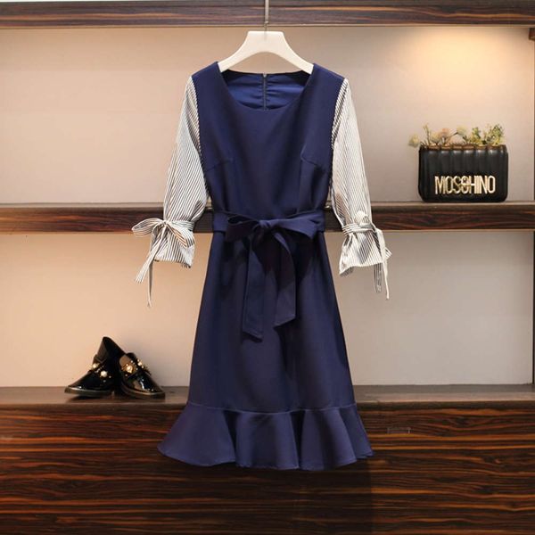 

product 2021 spring new large size fat mm temperament show thin quarter sleeve stripe slim dress, Black;gray