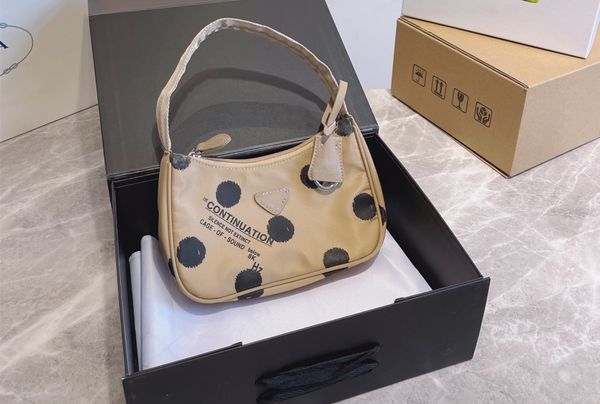 

luxury goods lovely wave point baguette bag eternal classic really original super durable head skin light and name fashion tourism travel