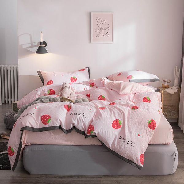 

bedding sets fashion summer strawberry set light luxury elegant duvet cover active printing bed linen washing cotton bedclothes