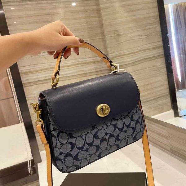 

women luxurys designers bags 2021 womens handbags purses designer crossbody wallet bag louisbags_18 in autumn of