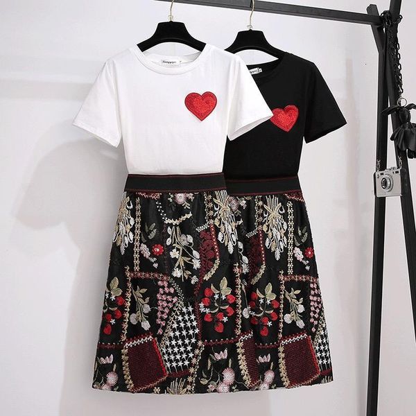 

fashion summer two piece skirt sets women heart cotton t-shirt floral embroidered midi skirt suits elegant ladies 2 piece sets, Gray