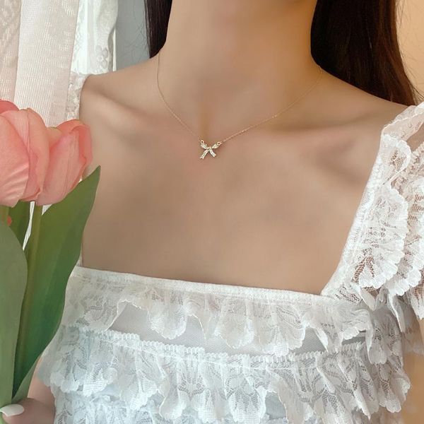 

chains bilandi fashion jewelry bow pendant necklace design shiny crystal chain for girl lady gifts, Silver