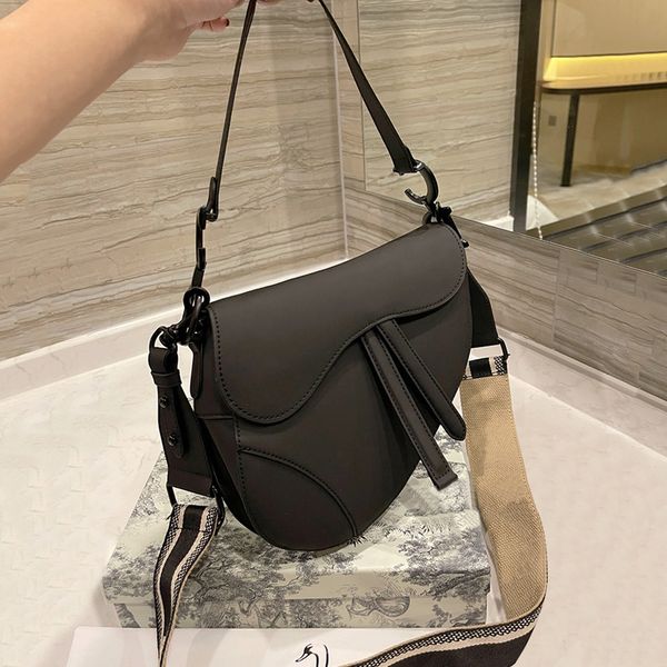 

Top quality Luxurys Designers bag Women Fashion Leather Saddle Pochette handbags female Crossbody handbag shoulder Phone Vintage bags Purse