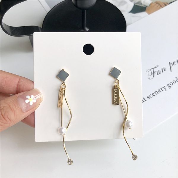 

925 silver needle spiral pearl long trendy earrings non-mainstream ins street shooting popular ear stud femaledio chan contact