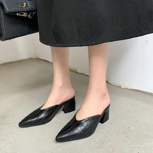 

sianie tianie 2021 summer pointed toe v-cut pink white woman's block high heels slides big size 33-46 woman mules sandals, Black