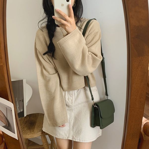 

2021 new autumn and winter solid color short round neck pullover long sleeve knitted women simple fashion sweater 64bv, White;black