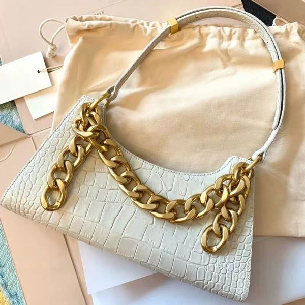 

design hand 2021 new cow hide crocodile pattern leather underarm frog thick chain double use one shoulder bag for women