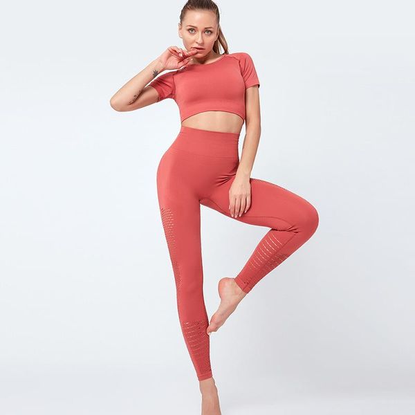 

yoga outfit seamless set sports fitness high waist peach hip-lifting navel short sleeve suit workout clothes gym leggings for woman