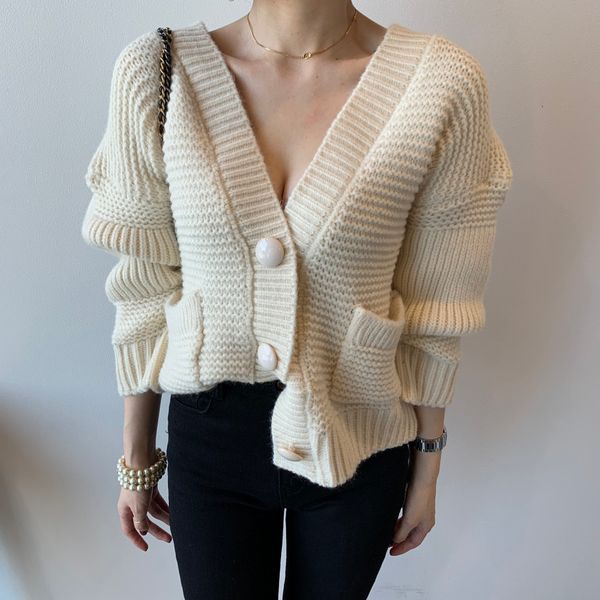 

2021 ol outwear v-neck loose sweater women new autumn winter elegant lantern sleeve knitted cardigan female sweaters fgvu, White;black