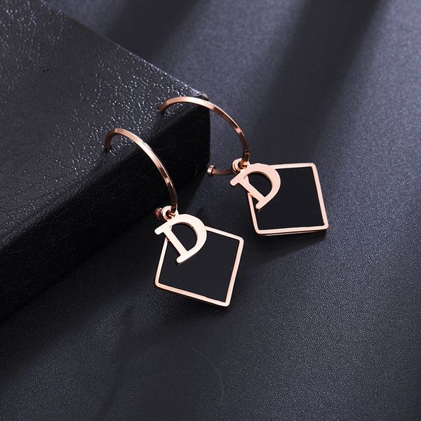 

new design letter d square black shell charm exaggerated huggie earrings for women, Golden