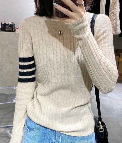 

europe station 2021 winter fashion women's versatile round neck skin stripe cashmere sweater sweaters, White;black