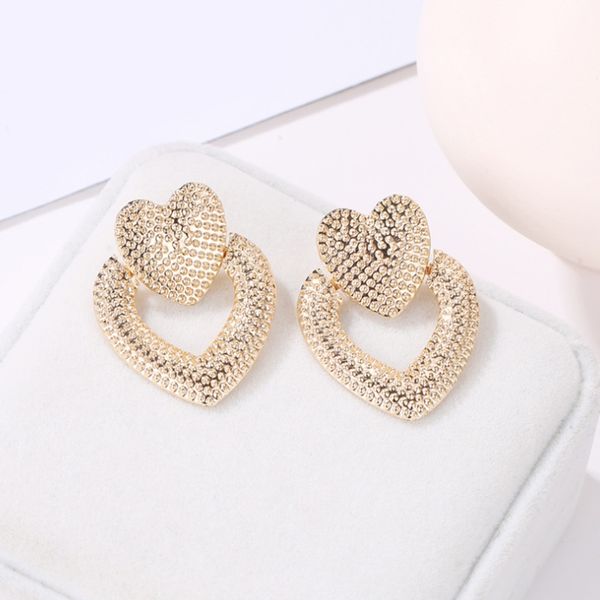 

personality love frosted earrings metal retro hollow double peach heart-shaped earrings female jewelry