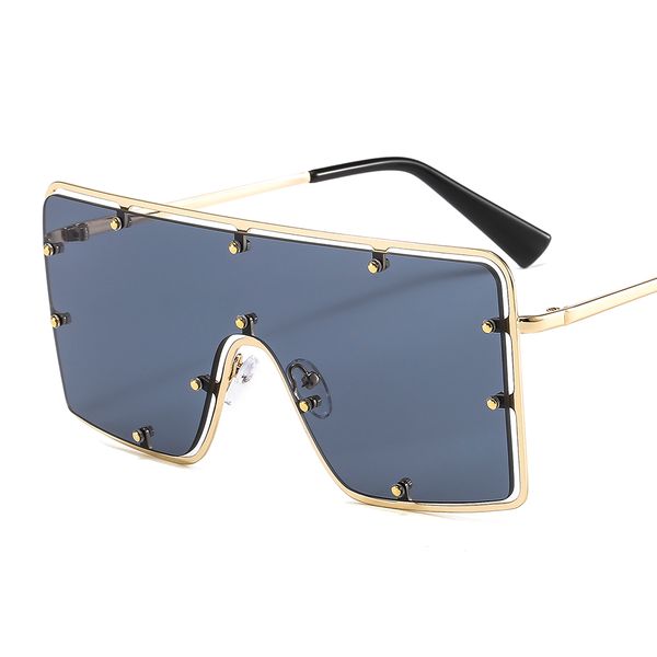 

trend personality sunglasses men women sunshade and windproofvone-piece lens metal big frame rivets european american ins foreign trade fash, White;black