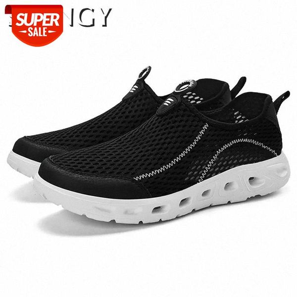 

2020 casual men shoes breathable water walking shoes summer lightweight mesh slip on soft outdoor footwear men sneakers #qa54
