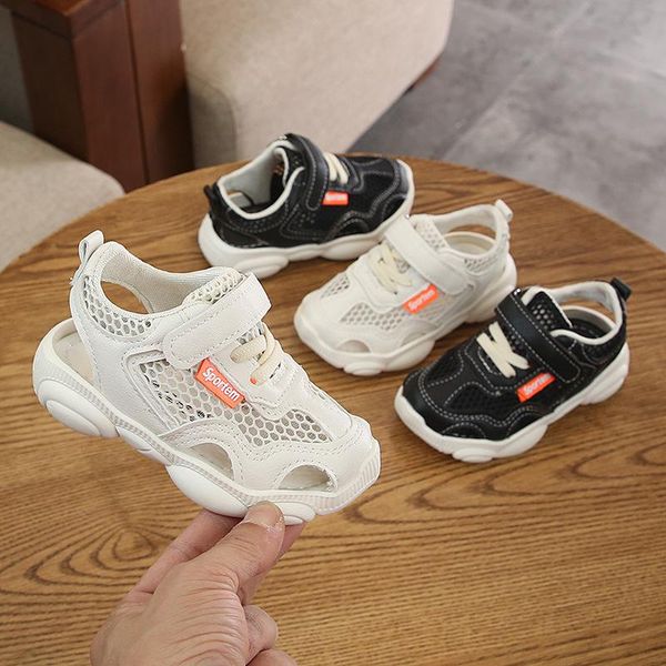 

sandals 2021 spot children's girls' boy toes-capped beach shoes baby hollow non-silp running sneakers, Black;red