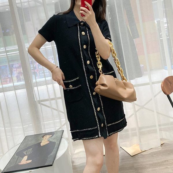 

two piece dress fadan 's french design: a little bit of fashion, celebrity style, collar, straight tube, loose knit, White