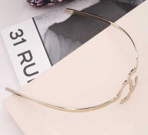 

Classic Top quality Letter hollow dangle hair ornament clip Luxury Designer jewelry Bijoux For Lady Famous Wedding Party With Box PS4891, Silver