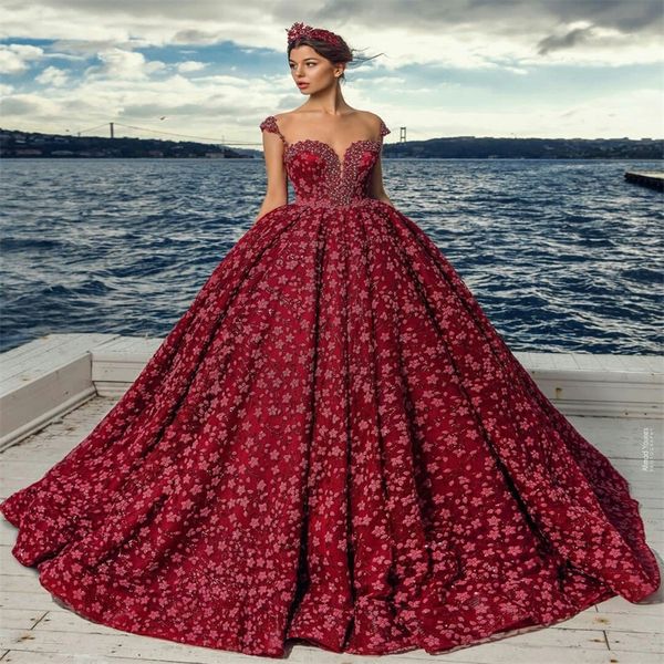 Luxus rote Brautkleider Blume Kristallperlen Apliques A Line Princess Roben de Mariée Luxus Arabisch Dubai Custom Made Brautkleider