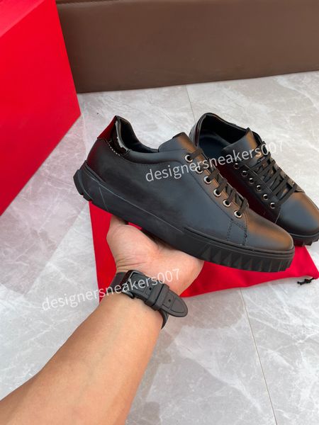 

boots fashion men shoe designer women leather lace up platform oversized sole sneakers white black mens womens luxury velvet suede casual si