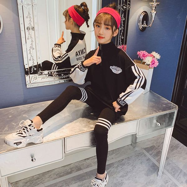 

foreign girls' net style red 2021 new fashion spring and autumn children's sports two piece suit, White