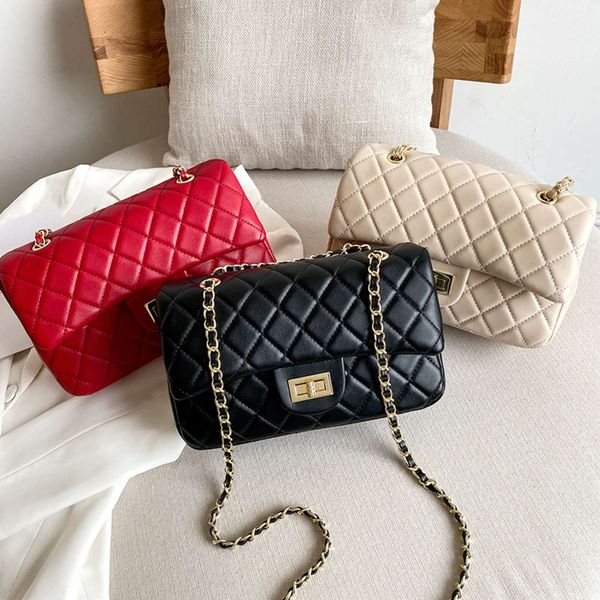 

fashion xiaoxiangfeng lingge chain autumn winter 2021 new bag for women