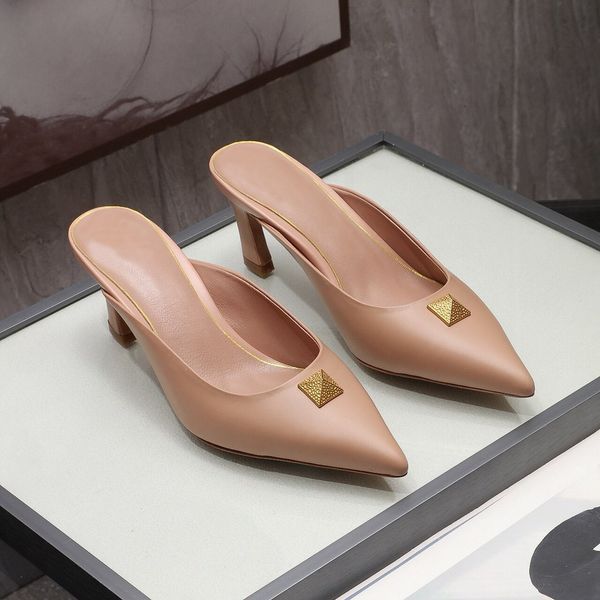 

2021 fashion female designer pointed high heels lace-up rivet dress shoes dress sandals casual flat slippers vt28, Black