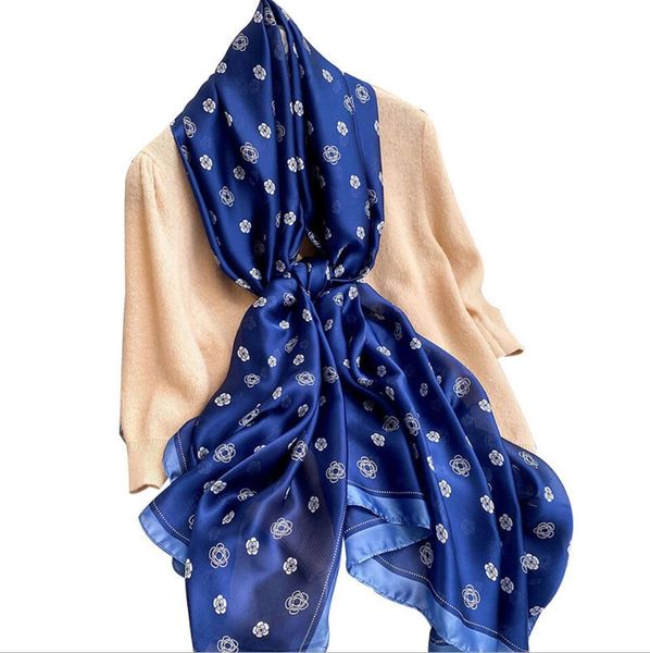 Sciarpe di seta alla moda Stampa floreale estiva Sciarpa da spiaggia Pashmina per designer di marca Donna Protezione solare sottile Ga