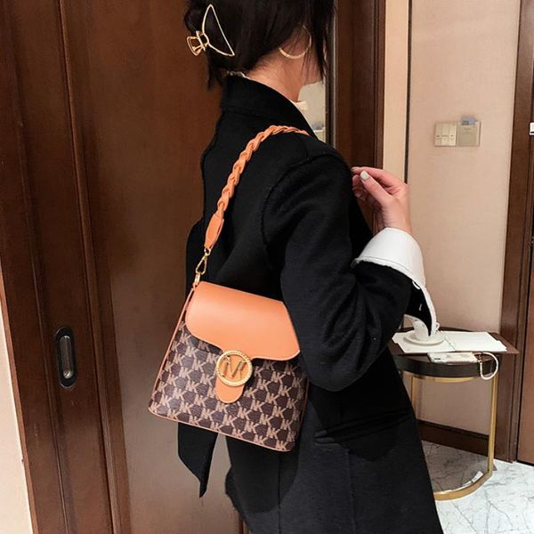 

evening bags handbags shoulder messenger bag bucket woven flap ladies and 2021 summer fashion casual printed