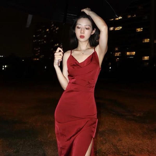 

dressed in silk satin retro french goddess temperament waist slimming hepburn dress red slip kawaii robe 7zc7, Black;gray