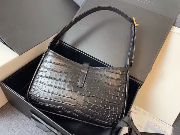 

2021 new designers handbags ladies armpit bags shoulder bag real leather wallets fashion must-have for the street