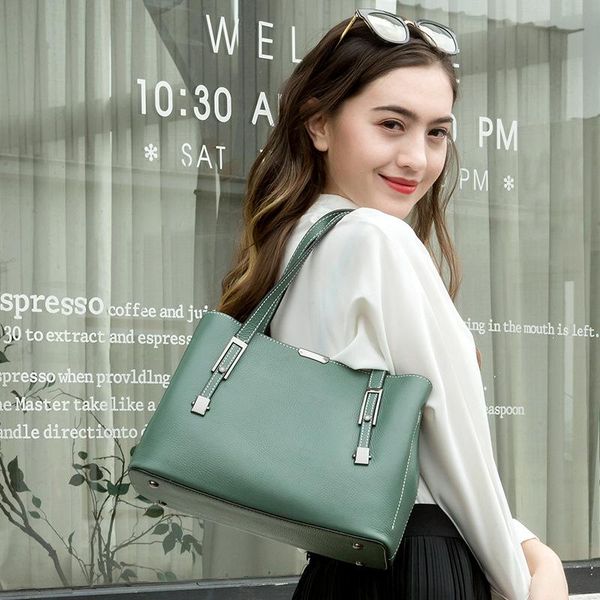 

hbp 2023 genuine leather bags tote portable female messenger shoulder fashion casual professional simple big bag 1hoes 001, Black