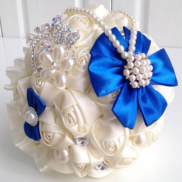 

royal and cream wedding bouquets for wedding decoration