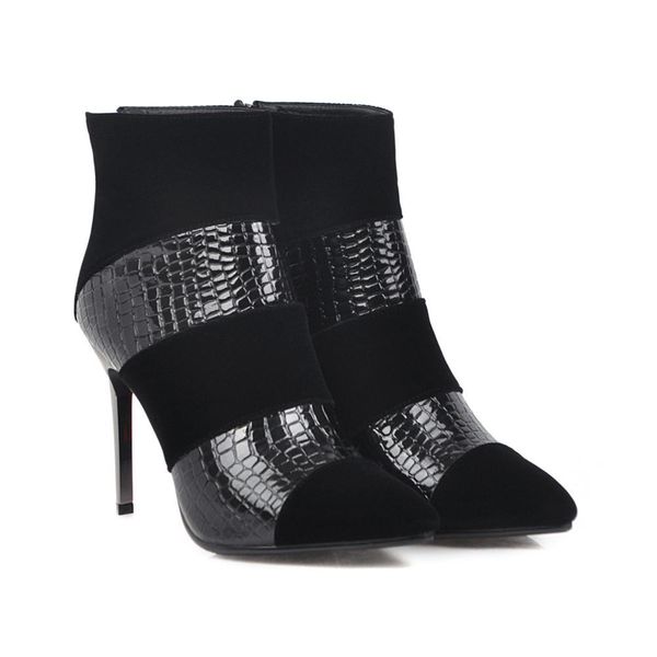 

winter suede short high-quality standard stone-matted feminine boots to keep the skin warm and thick with patent leather zipper bkzr, Black